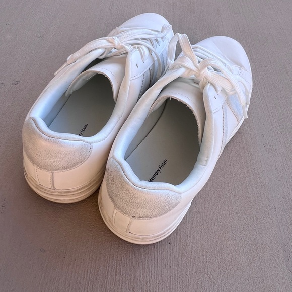 Time and Tru White Lace-Up Platform Sneakers - Picture 7 of 7